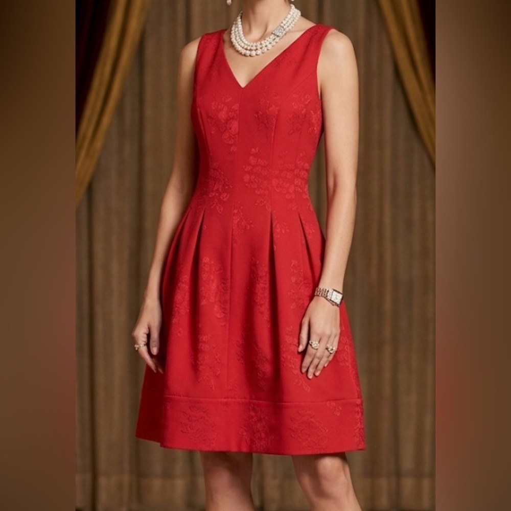 Just Taylor Red Floral Jacquard Fit‎ and Flare V-Neck Pleated Dress Womens 14